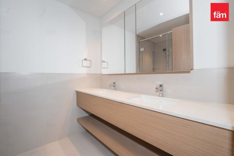 Apartment in Dubai 2 bedrooms, 94.8 sq.m. № 84276 - photo 15