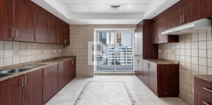 Apartamento en Dubai Marina, Dubai, 2 dormitorios, 192 m², № 56777