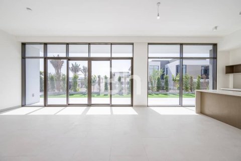 Villa en Al Furjan, Dubai, 5 dormitorios, 614 m², № 56792 - foto 1