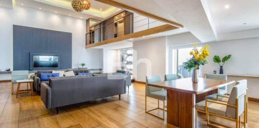 Appartement à Jumeirah Beach Residence, Dubai, 2 chambres, 188 m², № 56795