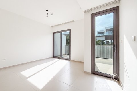 Villa in Tilal Al Ghaf, Dubai 3 bedrooms, 199 sq.m. № 96548 - photo 10