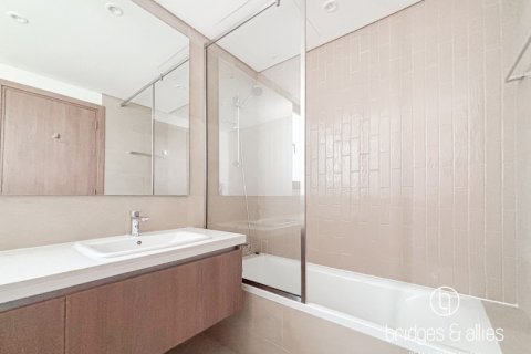 Villa in Tilal Al Ghaf, Dubai 3 bedrooms, 199 sq.m. № 96548 - photo 16