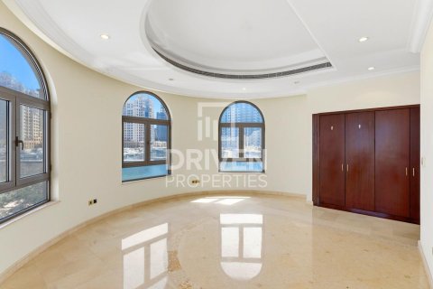 Villa in Signature Villas, Palm Jumeirah, Dubai 6 bedrooms, 1245.37 sq.m. № 136102 - photo 29