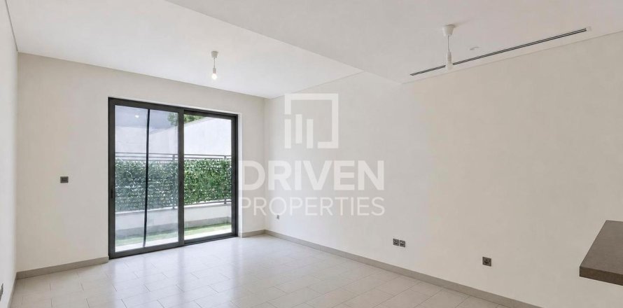Apartment in Sobha Hartland, Mohammed Bin Rashid City, Dubai 2 bedrooms, 130.44 sq.m. № 136111
