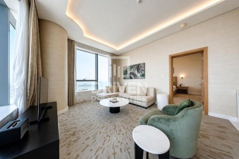 Apartment in The Palm Tower, Palm Jumeirah, Dubai 1 bedroom, 103.03 sq.m. № 136110 - photo 9