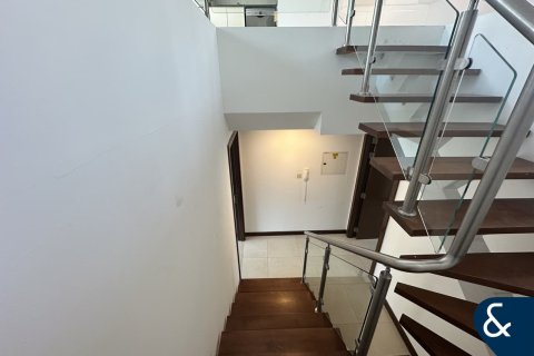 Купить квартиру в Джумейра Вилладж Серкл, Дубай: 2 спальни, 230м², № 88460 - фото 13