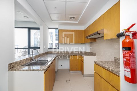 Apartment in Bellevue Towers, Downtown Dubai (Downtown Burj Dubai), Dubai 2 bedrooms, 95.13 sq.m. № 126155 - photo 12