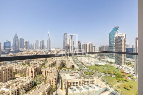 Apartment in Bellevue Towers, Downtown Dubai (Downtown Burj Dubai), Dubai 2 bedrooms, 95.13 sq.m. № 126155 - photo 17