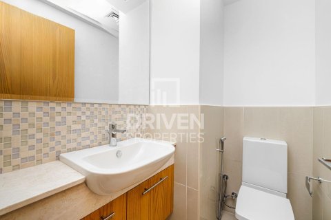 Apartment in Bellevue Towers, Downtown Dubai (Downtown Burj Dubai), Dubai 2 bedrooms, 95.13 sq.m. № 126155 - photo 16