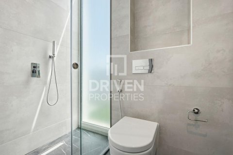 Adosado en Al Barari, Dubai, 4 dormitorios, 180.23 m², № 126153 - foto 2