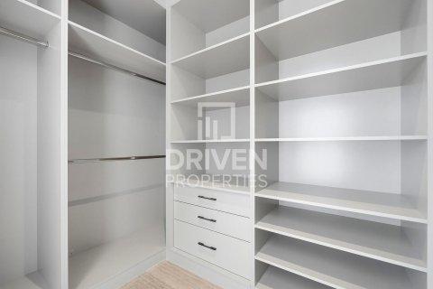 Adosado en Al Barari, Dubai, 4 dormitorios, 180.23 m², № 126153 - foto 14