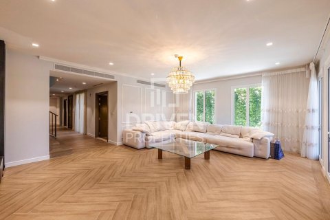 Maison de ville à Jumeirah, Dubai, 4 chambres, 445.47 m², № 126154 - photo 8