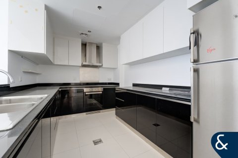 Apartment in Damac Heights, Dubai Marina, Dubai 3 bedrooms, 176 sq.m. № 75387 - photo 8