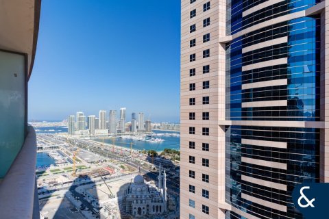 Apartment in Damac Heights, Dubai Marina, Dubai 3 bedrooms, 176 sq.m. № 75387 - photo 21