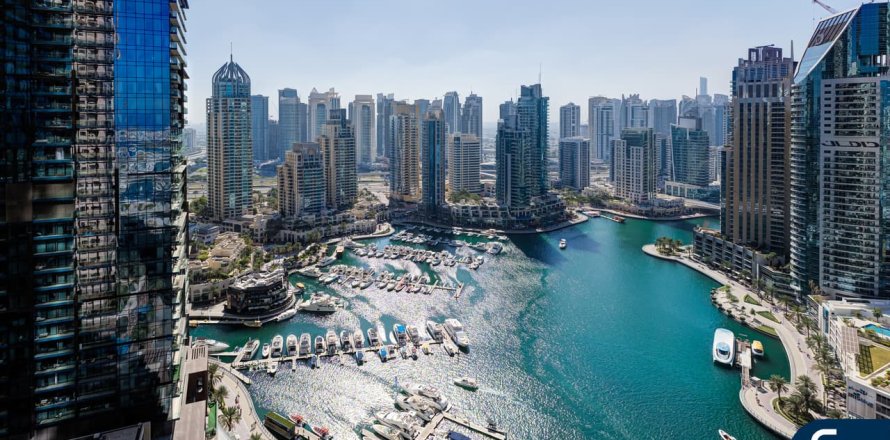 Apartment in Damac Heights, Dubai Marina, Dubai 3 bedrooms, 176 sq.m. № 75387