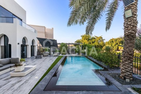 Villa in Jumeirah Islands, Dubai 4 bedrooms, 539 sq.m. № 109773 - photo 21