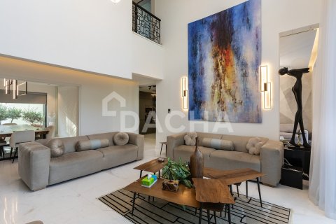 Villa in Jumeirah Islands, Dubai 4 bedrooms, 539 sq.m. № 109773 - photo 4