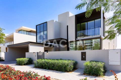 Villa in Dubai Hills Estate, Dubai 5 bedrooms, 916 sq.m. № 109771 - photo 30