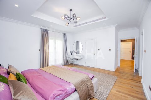 Villa in Canal Cove Villas, Palm Jumeirah, Dubai 4 bedrooms, 470 sq.m. № 109776 - photo 21