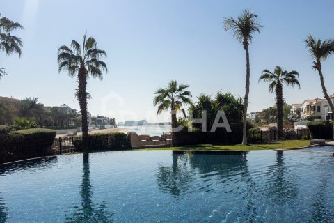 Villa in Canal Cove Villas, Palm Jumeirah, Dubai 4 bedrooms, 470 sq.m. № 109776 - photo 30