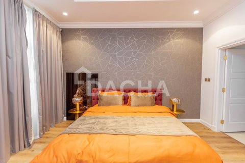 Villa in Canal Cove Villas, Palm Jumeirah, Dubai 4 bedrooms, 470 sq.m. № 109776 - photo 25