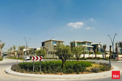 Villa à Dubai, 4 chambres, 716.1 m², № 69640 - photo 10