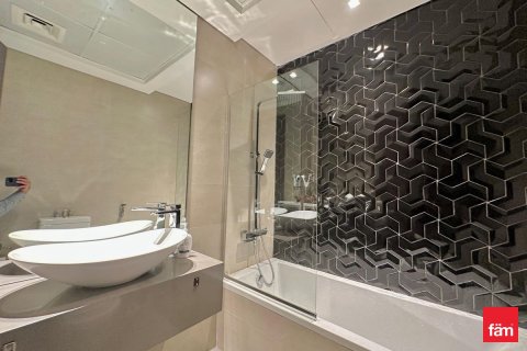 Apartment in Business Bay, Dubai 2 bedrooms, 141 sq.m. № 69645 - photo 16