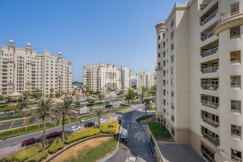 Снять в аренду квартиру в Пальме Джумейре, Дубай: 3 спальни, 200м², № 56678 - фото 4