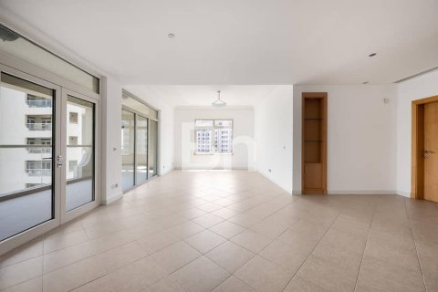 Снять в аренду квартиру в Пальме Джумейре, Дубай: 3 спальни, 200м², № 56678 - фото 18
