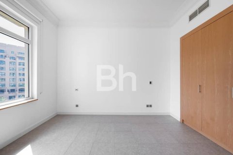 Снять в аренду квартиру в Пальме Джумейре, Дубай: 3 спальни, 200м², № 56678 - фото 10