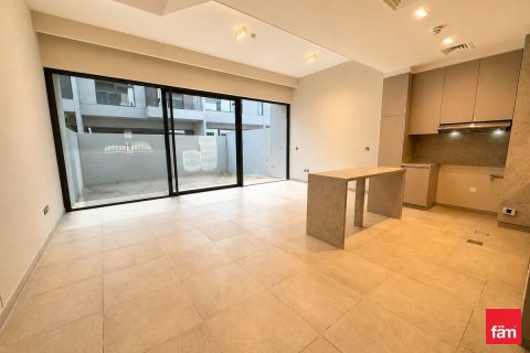 Купить таунхаус в Мохаммед Бин Рашид Сити, Дубай: 3 спальни, 136.9м², № 109179 - фото 4