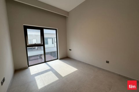Купить таунхаус в Мохаммед Бин Рашид Сити, Дубай: 3 спальни, 136.9м², № 109179 - фото 3