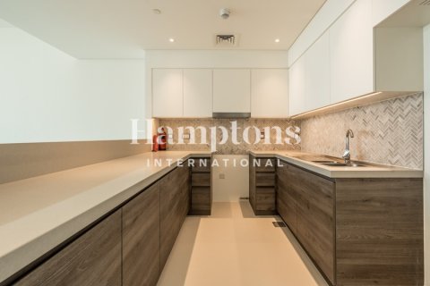 Снять в аренду квартиру в Dubai Creek Harbour (The Lagoons), Дубай: 2 спальни, 116.12875000м², № 110643 - фото 6