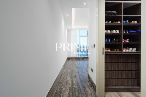 Apartment in Palm Jumeirah, Dubai 4 bedrooms, 497 sq.m. № 25022 - photo 11