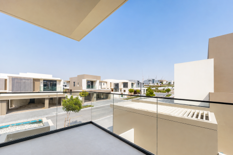 Villa in Jebel Ali, Dubai 6 bedrooms, 550.17 sq.m. № 133993 - photo 13