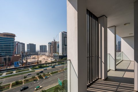 Apartment in SOL Bay, Business Bay, Dubai 2 bedrooms, 137.53 sq.m. № 133995 - photo 6