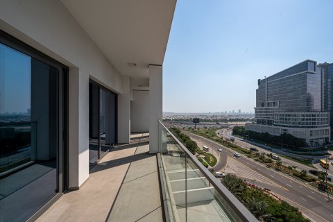 Apartment in SOL Bay, Business Bay, Dubai 2 bedrooms, 137.53 sq.m. № 133995 - photo 9