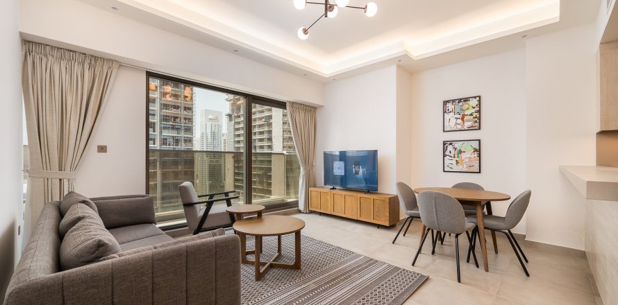 Apartment in Jumeirah Lake Towers, Dubai 1 bedroom, 79.89 sq.m. № 133994