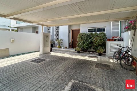 Adosado en Dubai, 3 dormitorios, 187.2 m², № 55001 - foto 12