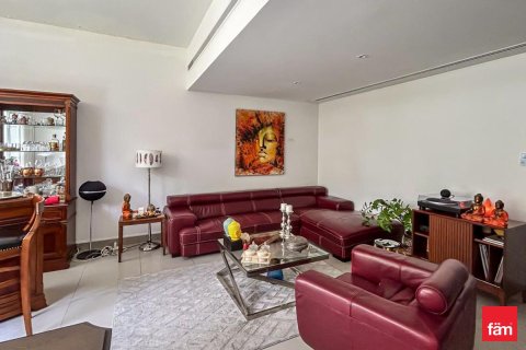 Adosado en Dubai, 3 dormitorios, 187.2 m², № 55001 - foto 1