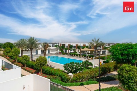 Maison de ville à Dubai, 3 chambres, 175 m², № 109203