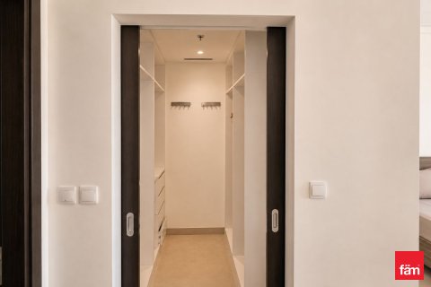 Appartement à Dubai, 1 chambre, 91.1 m², № 109197 - photo 5