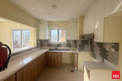 فيلا في دبي 4 غرف نوم, 240.7 م² رقم 83611 - صورة 4