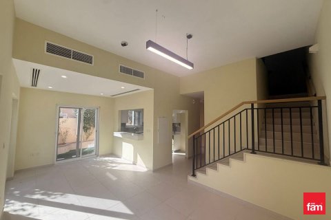 فيلا في دبي 4 غرف نوم, 240.7 م² رقم 83611 - صورة 3