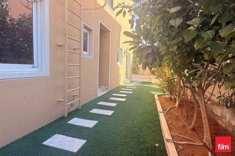 فيلا في دبي 4 غرف نوم, 240.7 م² رقم 83611 - صورة 12