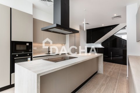 Villa in Al Barari, Dubai 4 bedrooms, 180 sq.m. № 104961 - photo 12