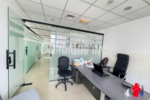 Oficina en Business Bay, Dubai, 87 m², № 77129 - foto 2