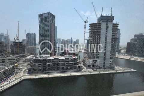 Oficina en Business Bay, Dubai, 87 m², № 77129 - foto 1