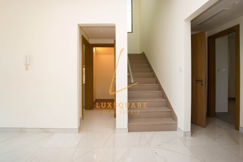 Villa in Murooj Al Furjan, Al Furjan, Dubai 4 bedrooms, 548 sq.m. № 77138 - photo 19