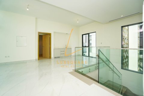 Villa in Murooj Al Furjan, Al Furjan, Dubai 4 bedrooms, 548 sq.m. № 77138 - photo 11
